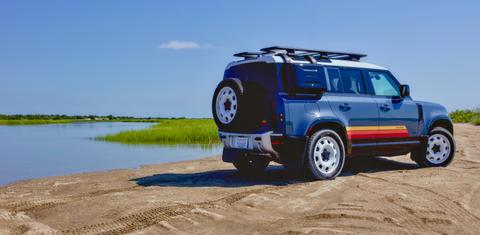 Land Rover Defender 2025