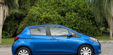 Toyota Yaris 2015