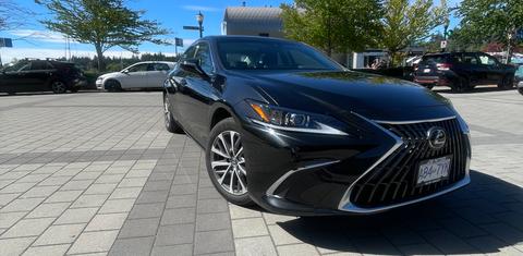Lexus ES 2022