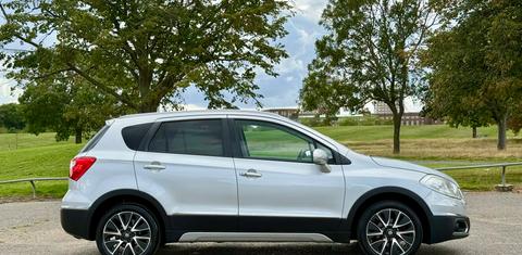 Suzuki S Cross 2015