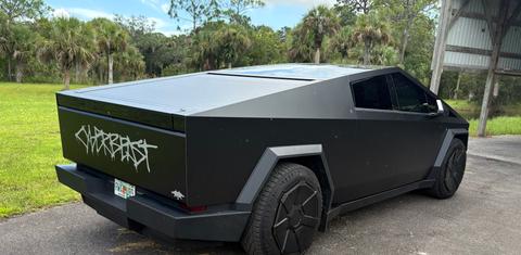 Tesla Cybertruck 2024