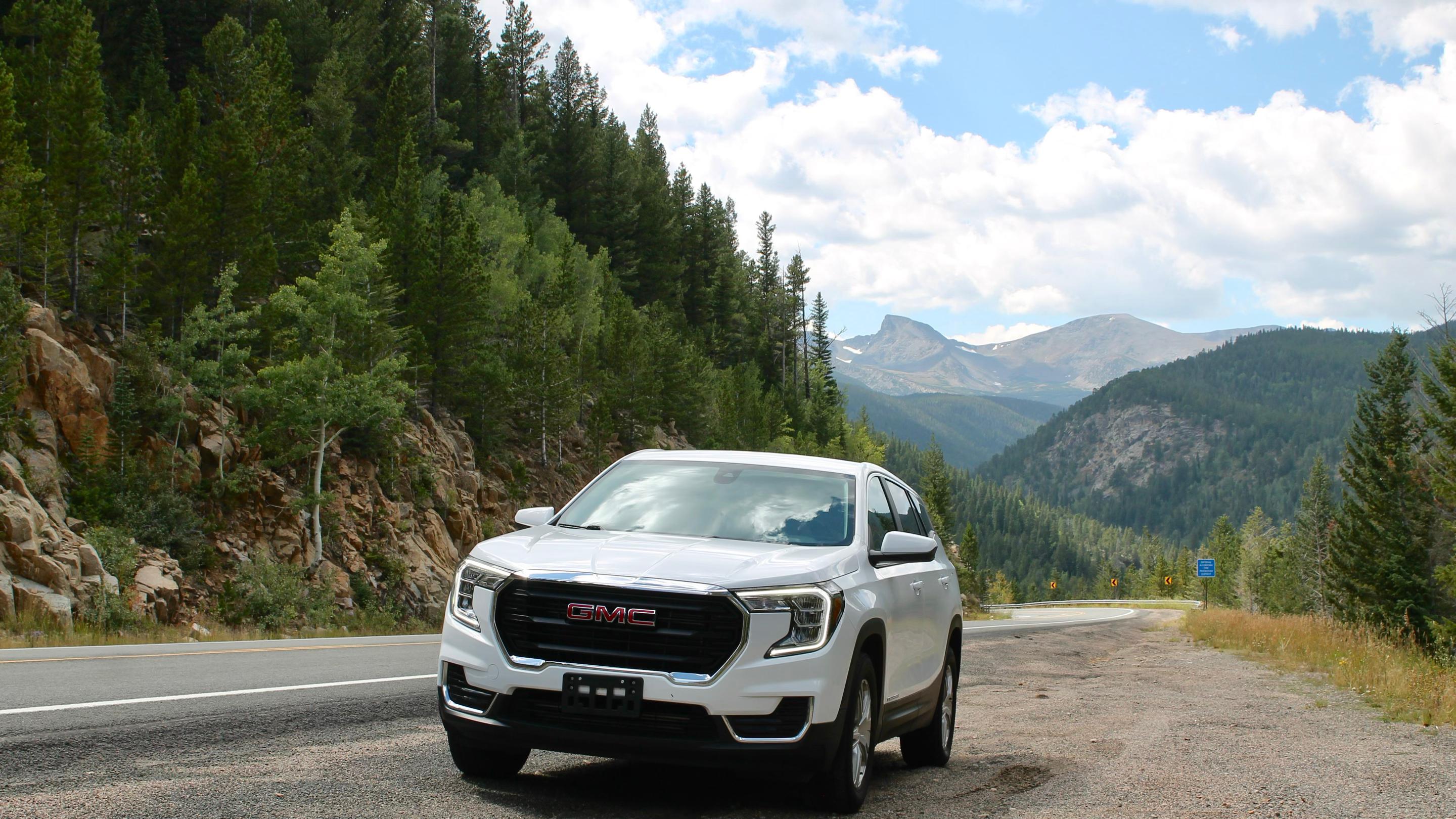 GMC Terrain 2024 in Denver, CO