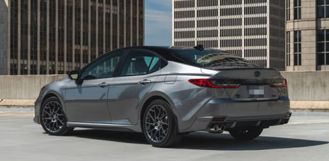 Toyota Camry Hybrid 2025