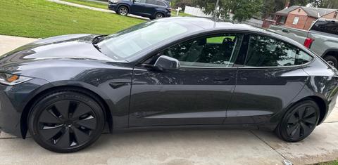 Tesla Model 3 2025