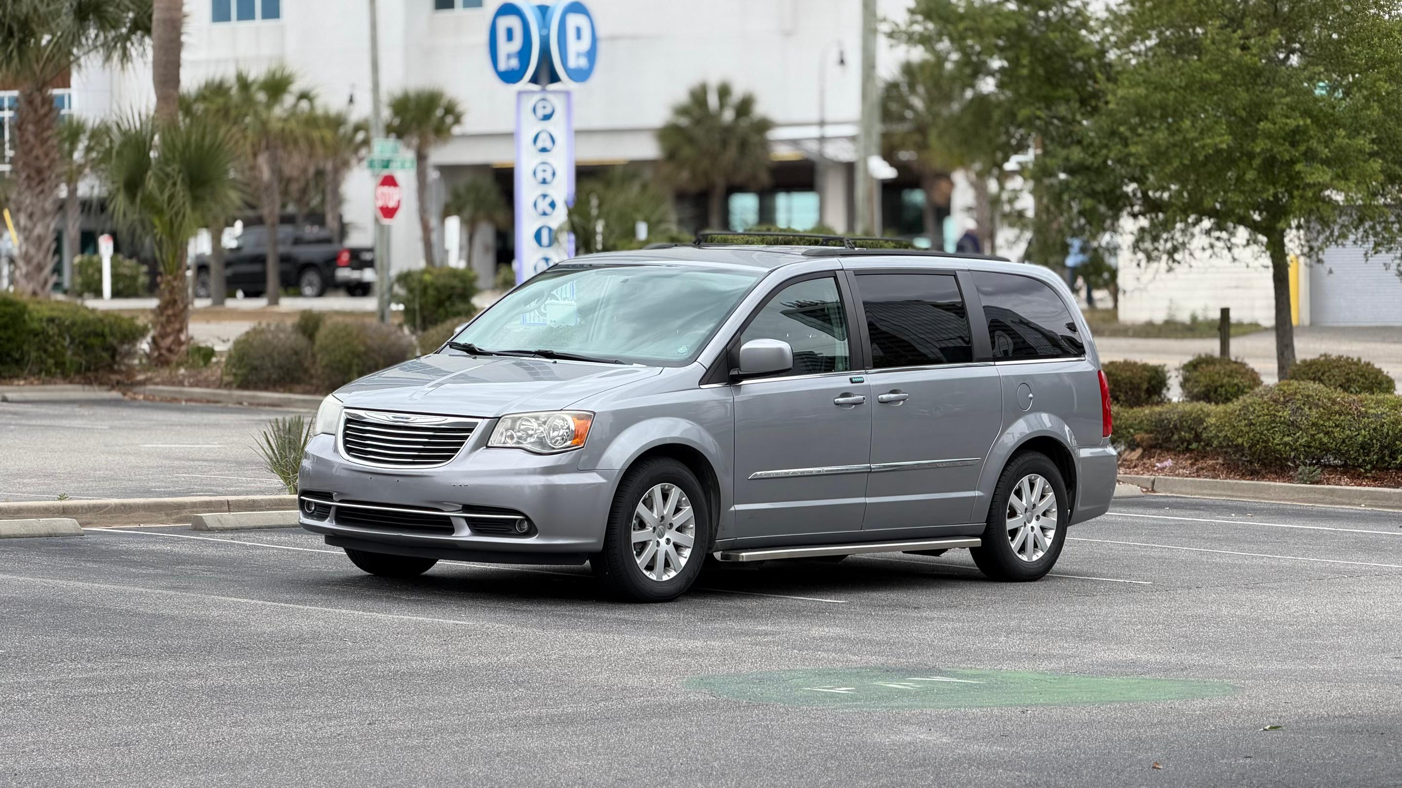 Chrysler Town & Country 2014 in Myrtle Beach, SC