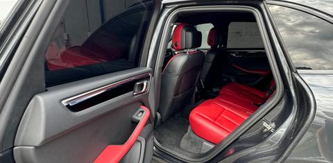 Porsche Macan 2021