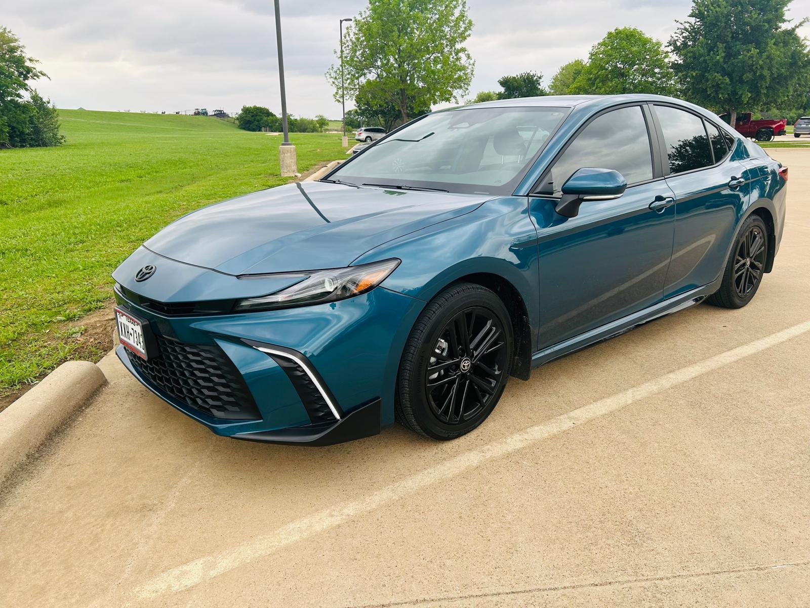 Toyota Camry Hybrid 2026 in 