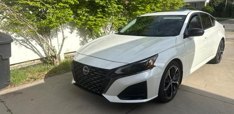Nissan Altima 2023
