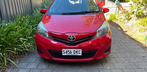 Toyota YARIS 2013