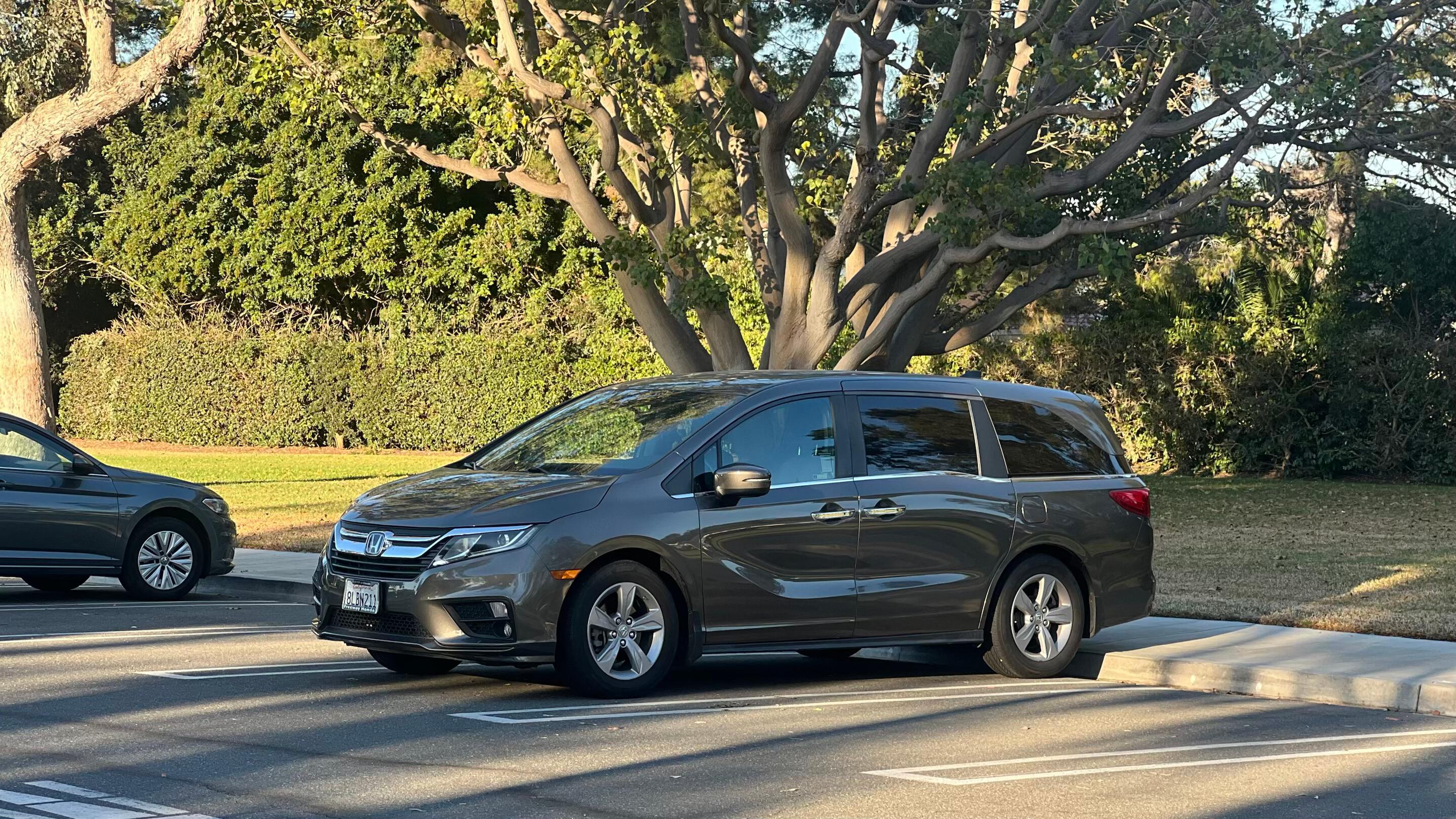 Honda Odyssey 2019 in Costa Mesa, CA