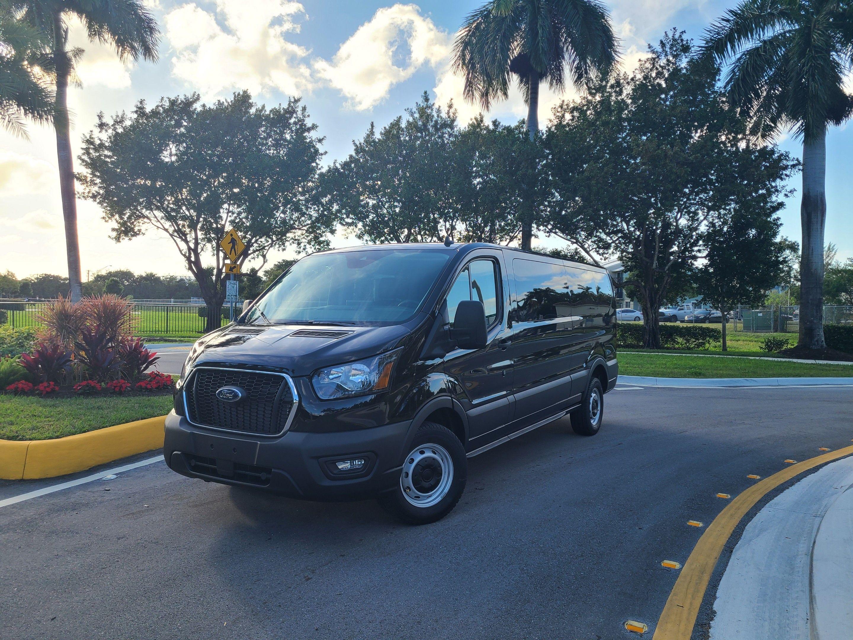 Ford Transit 2024 in Miami Gardens, FL