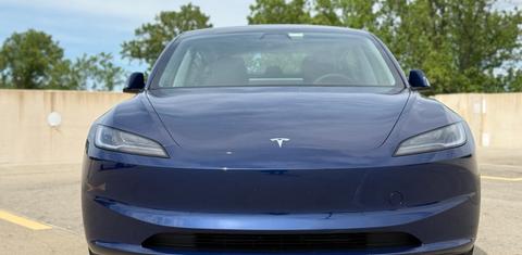 Tesla Model 3 2025