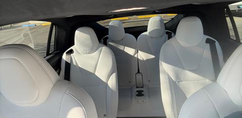 Tesla Model X 2024