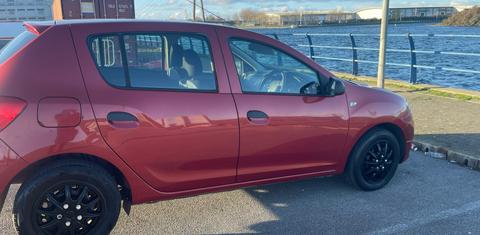 Dacia Sandero 2015