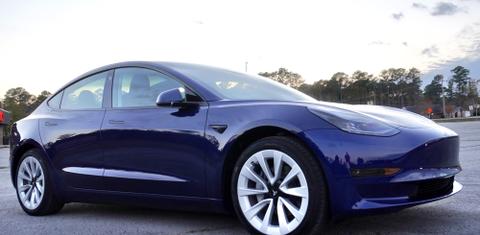 Tesla Model 3 2023