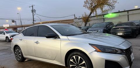 Nissan Altima 2024