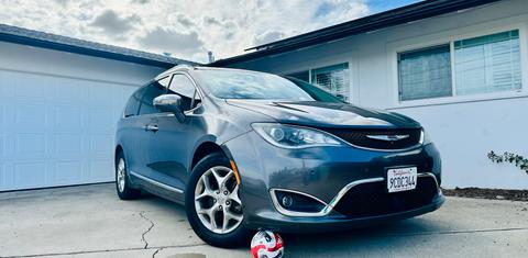 Chrysler Pacifica 2017