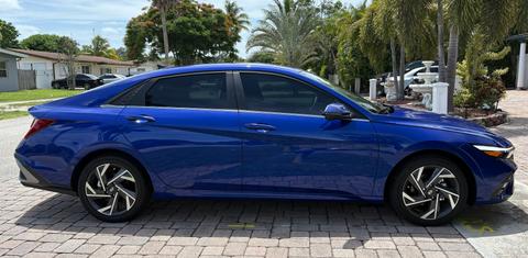 Hyundai Elantra 2025