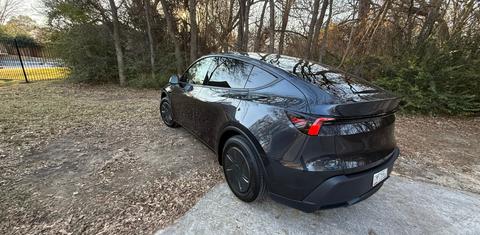Tesla Model Y 2026