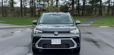 Volkswagen Taos 2025