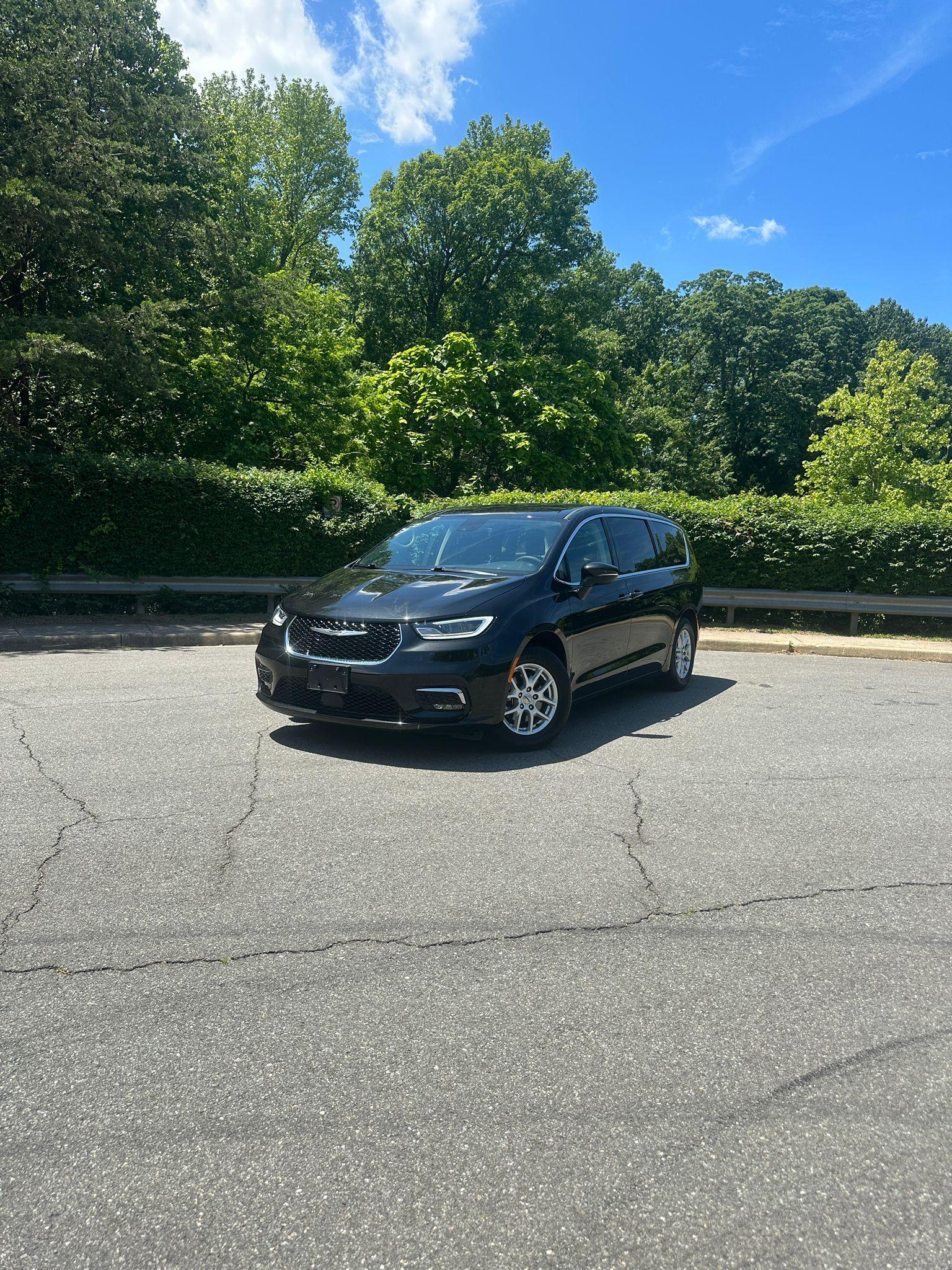 Chrysler Pacifica 2023 in Alexandria, VA
