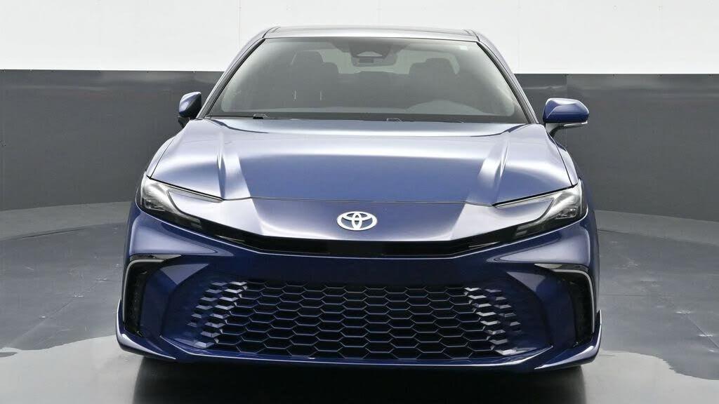 Toyota Camry Hybrid 2025 in 