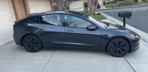 Tesla Model 3 2024
