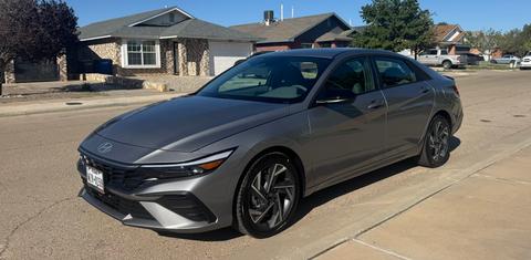 Hyundai Elantra 2025