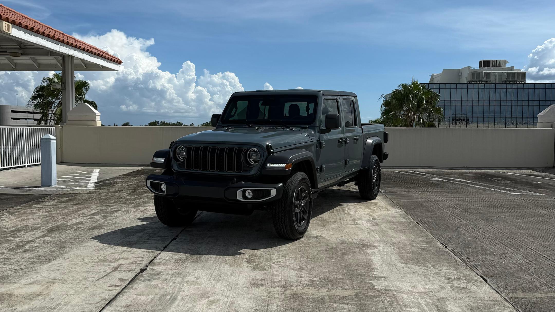 Jeep Gladiator 2026 in Tampa, FL