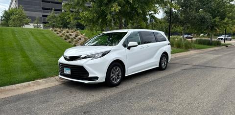 Toyota Sienna 2026