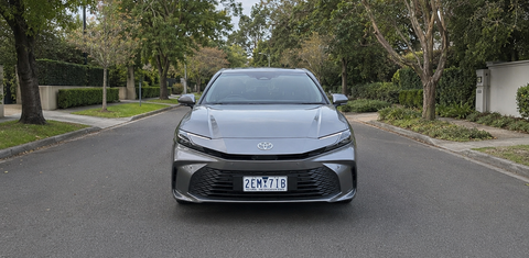 Toyota CAMRY 2025
