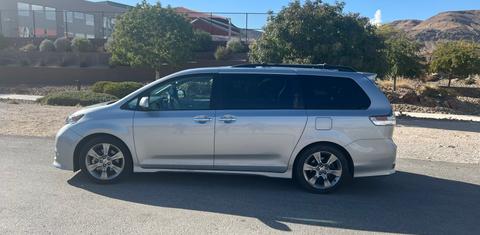Toyota Sienna 2014