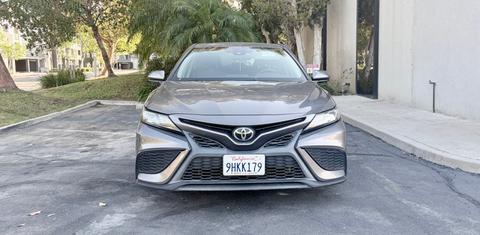 Toyota Camry 2021