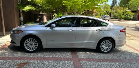 Ford Fusion Hybrid 2013