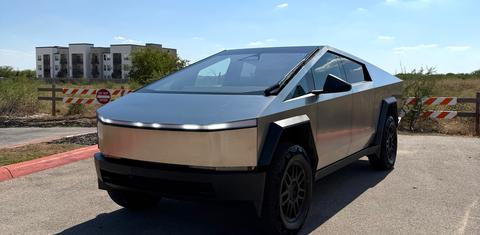 Tesla Cybertruck 2025