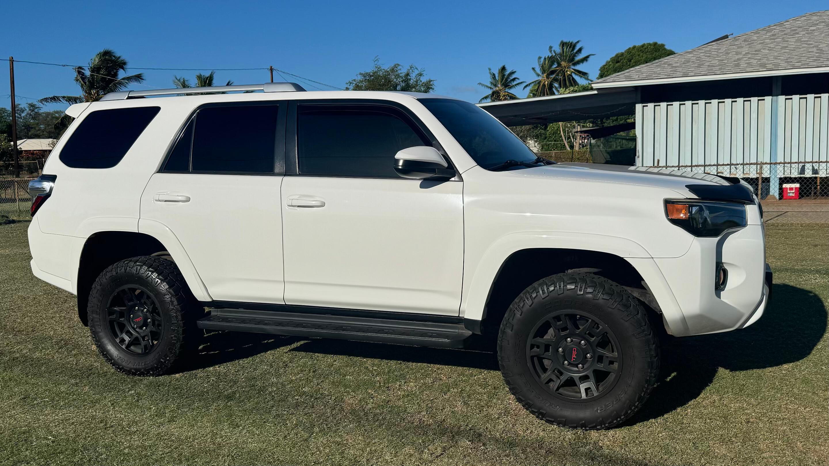 Toyota 4Runner 2015 in Kaunakakai, HI