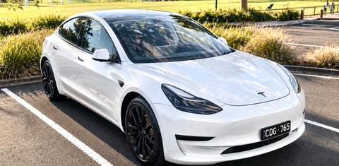 Tesla MODEL 3 2021