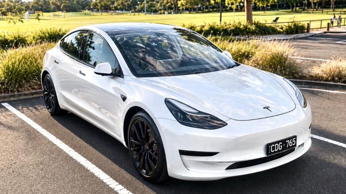 Tesla MODEL 3 2021 in Brighton East