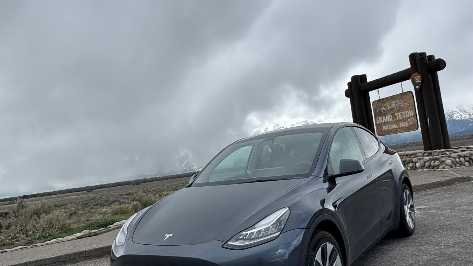 Tesla Model Y 2022 in 