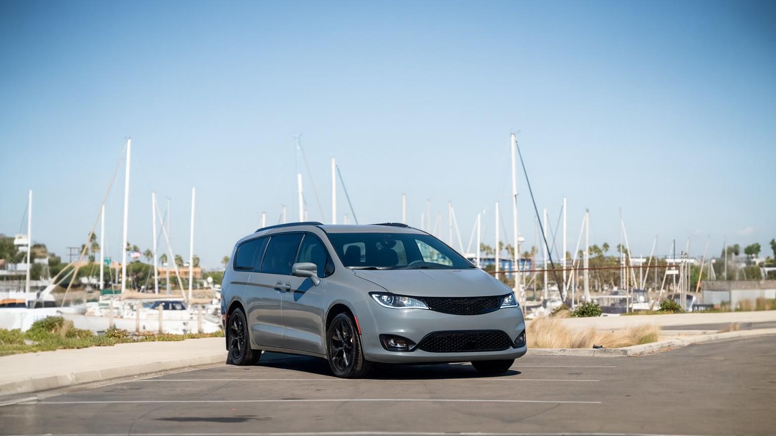 Chrysler Pacifica 2025 in San Diego, CA