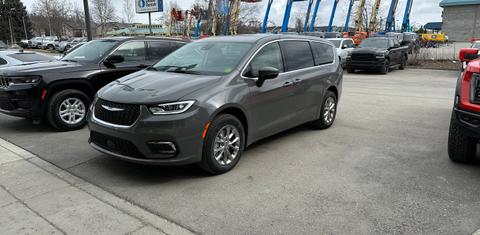 Chrysler Pacifica 2023