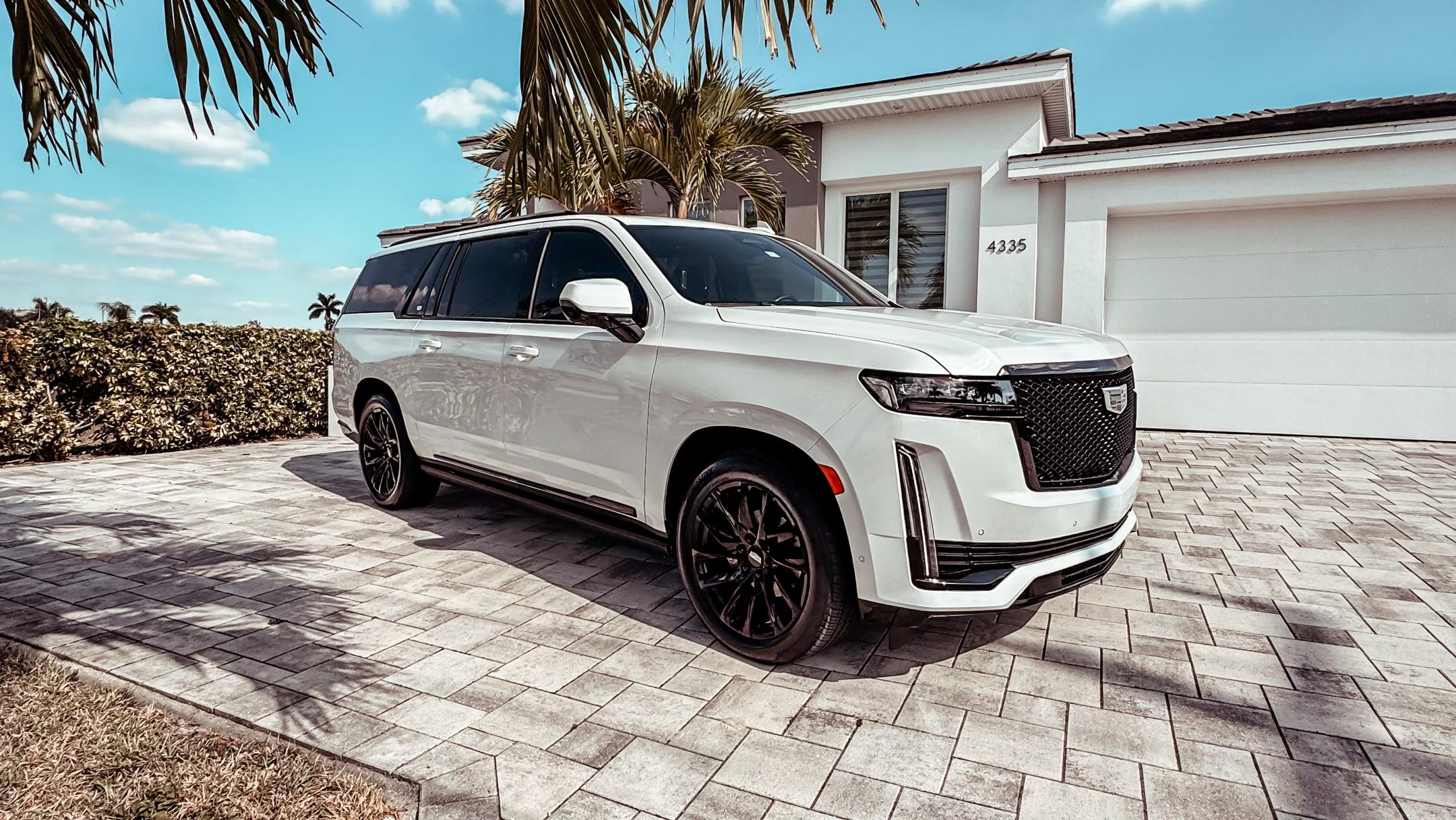 Cadillac Escalade ESV 2023 in Fort Myers, FL