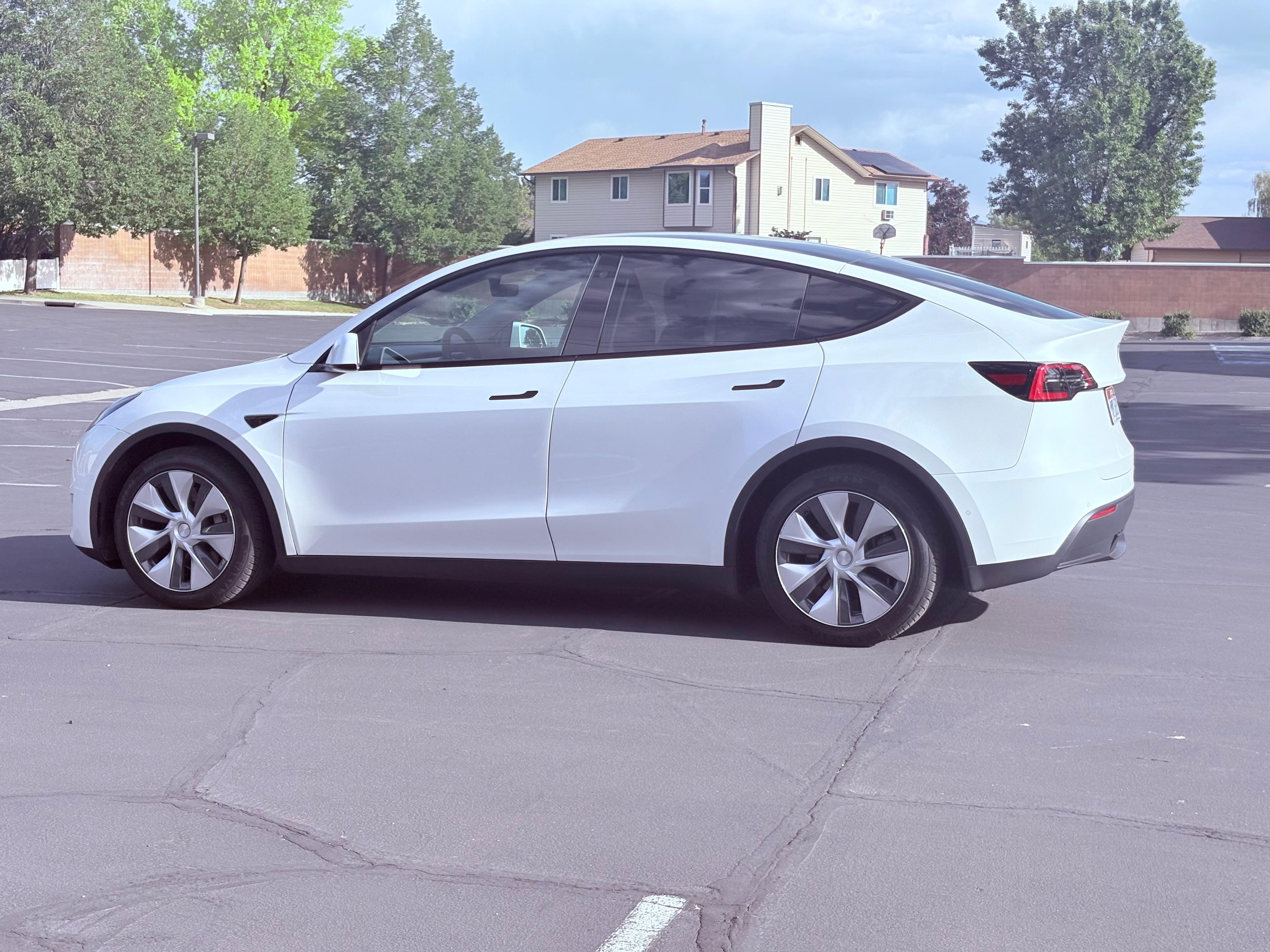 Tesla Model Y 2021 in Orem, UT