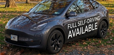 Tesla Model Y 2025