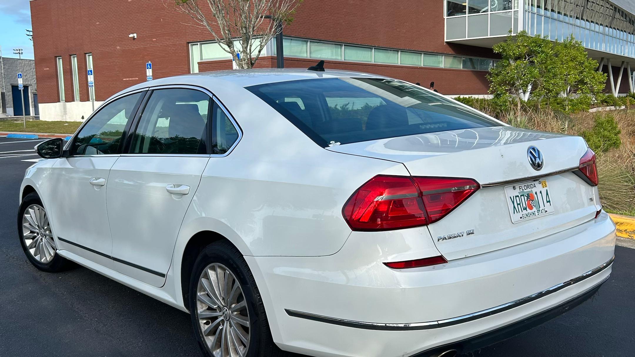 Volkswagen Passat 2016 in 