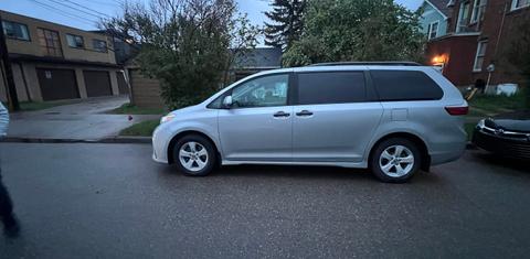 Toyota Sienna 2019