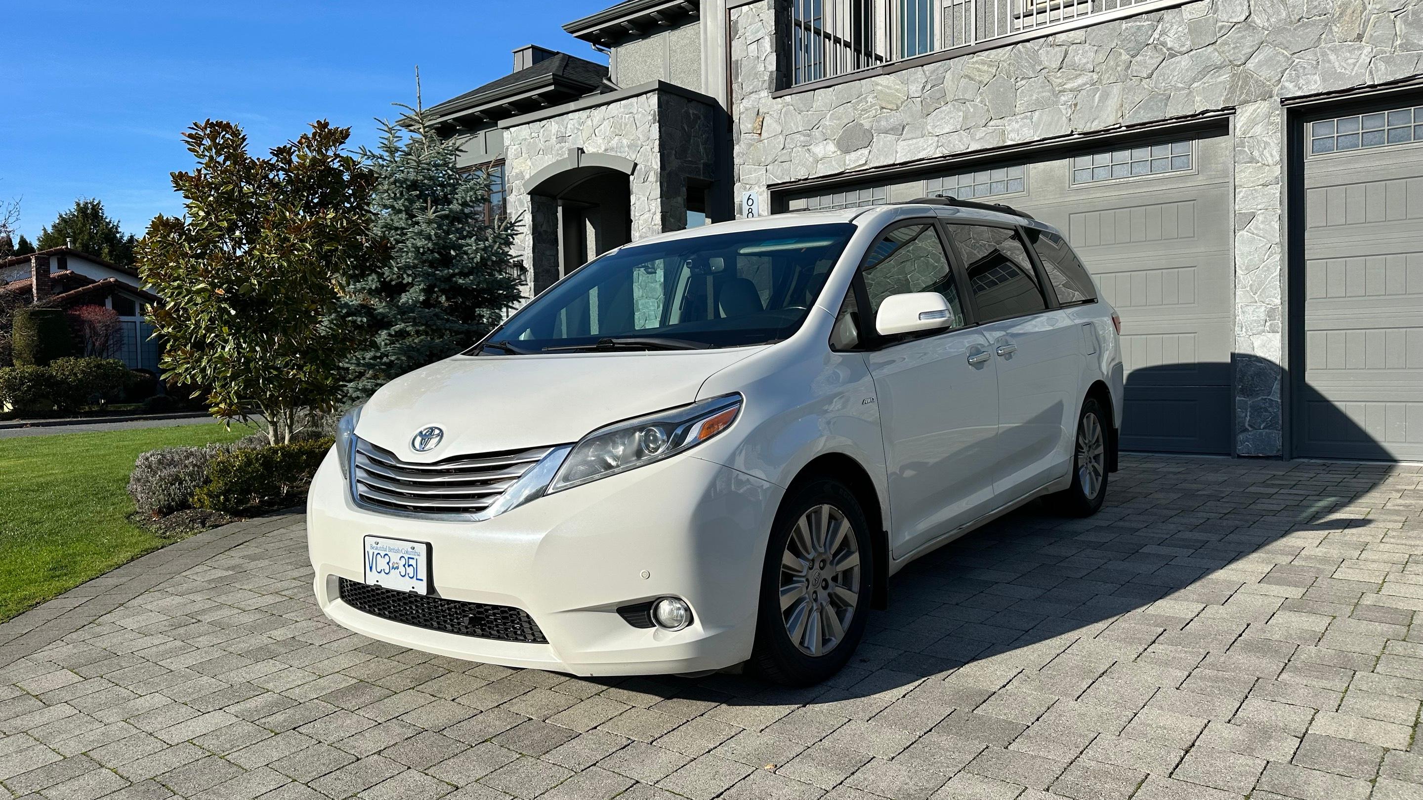 Toyota Sienna 2017 à 