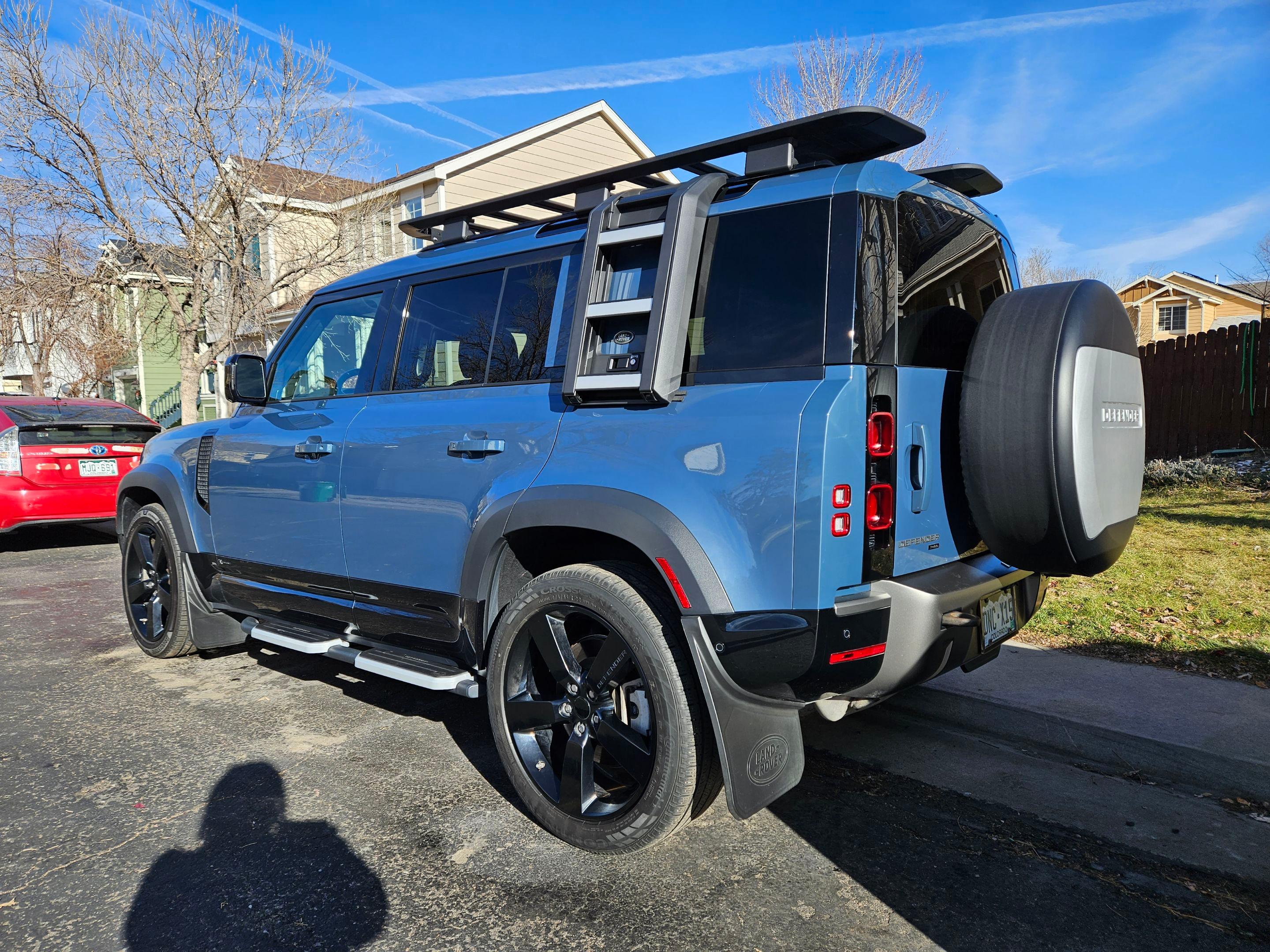Land Rover Defender 2021 in 