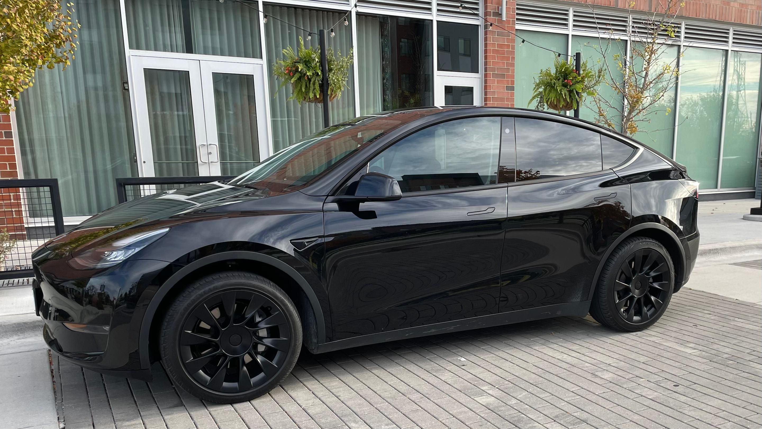 Tesla Model Y 2021 in Lincolnwood, IL