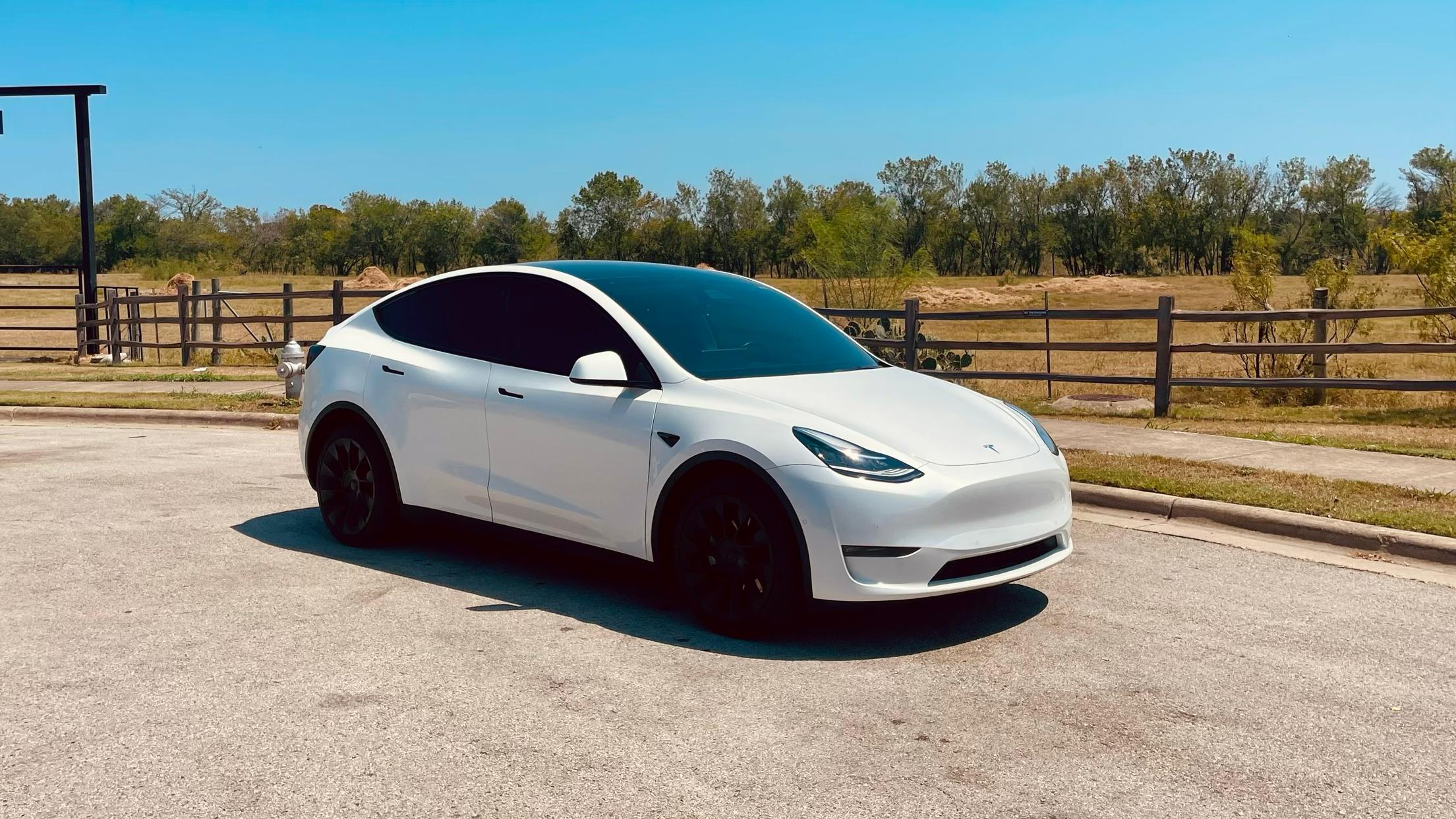 Tesla Model Y 2022 in 